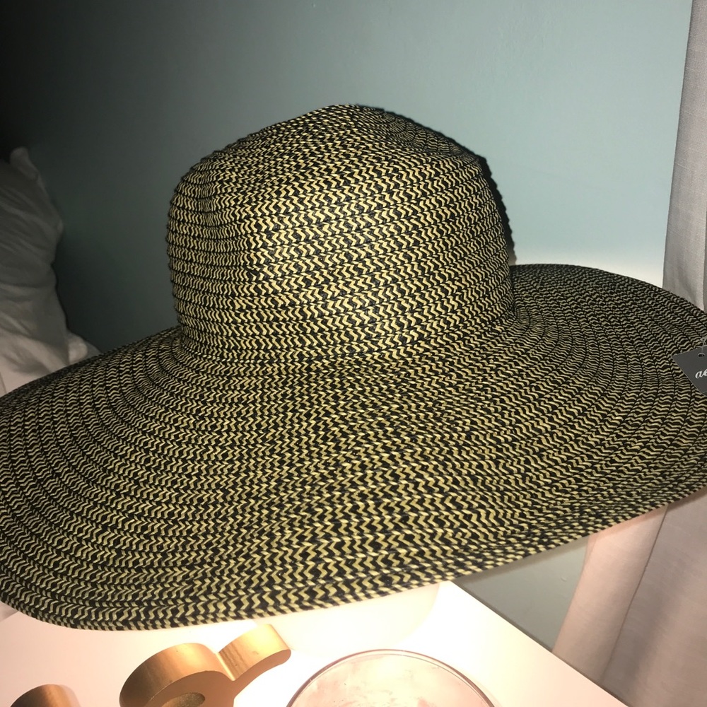 NWT Aerie floppy hat